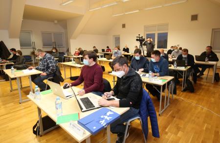 16.REDNA SEJA OBČINSKEGA SVETA 06 FOTO LJUBO VUKELIČ